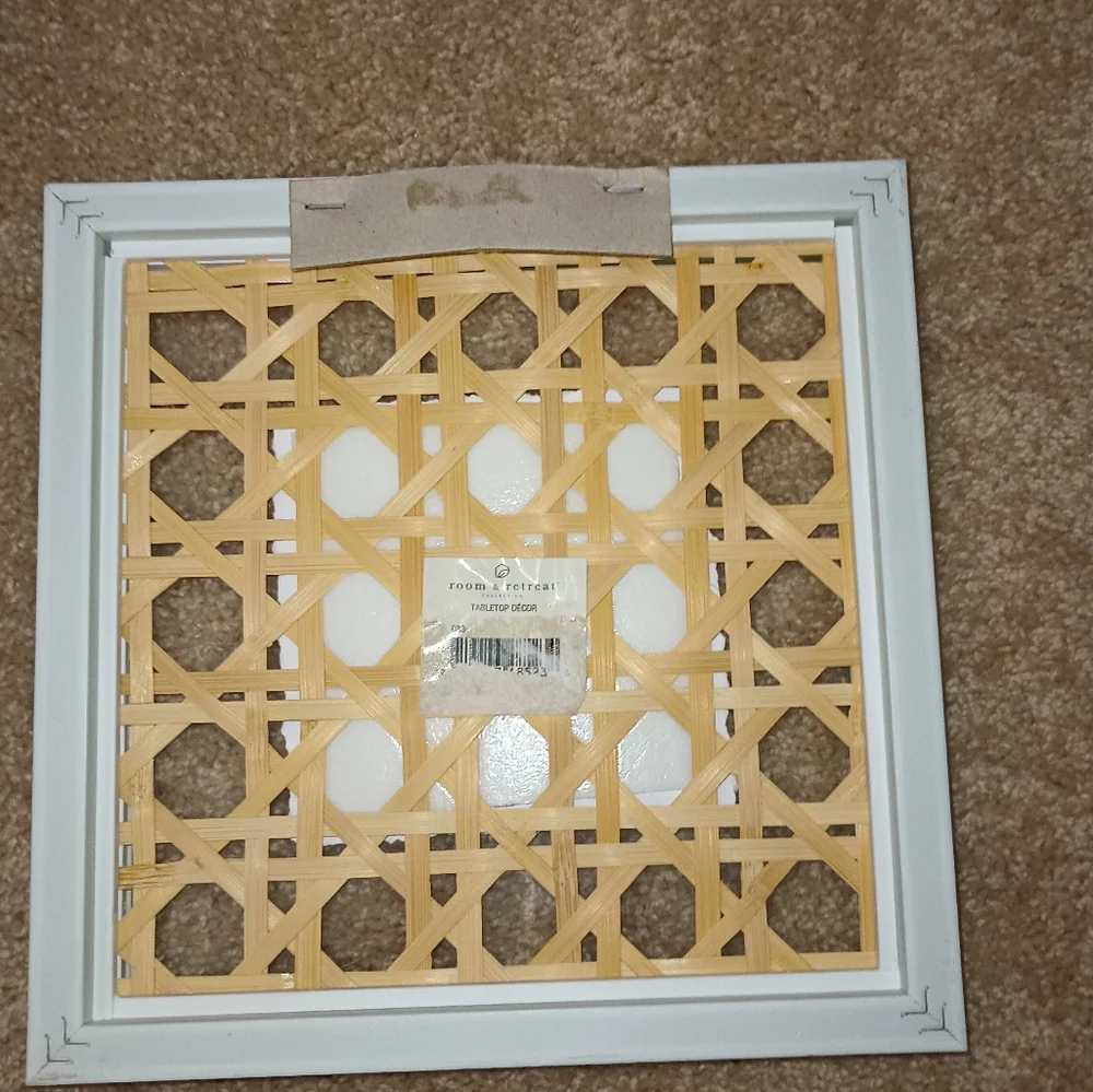 Green‎ and Natural Woven Wall Art